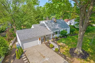 340 Canyon Dr S, Columbus, OH 43214 - Photo 3