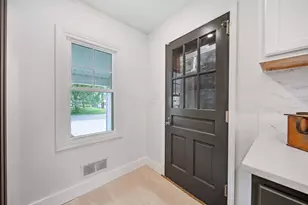 340 Canyon Dr S, Columbus, OH 43214 - Photo 21