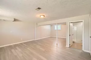 2275 Cardston Ct, Columbus, OH 43232 - Photo 9