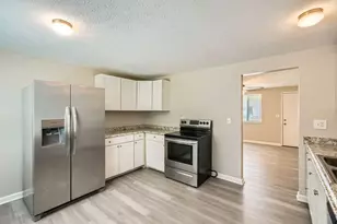 2275 Cardston Ct, Columbus, OH 43232 - Photo 3