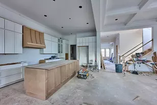 7301 Wood Edge Ln, New Albany, OH 43054 - Photo 9