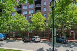 250 Daniel Burnham Square, Columbus, OH 43215 - Photo 35