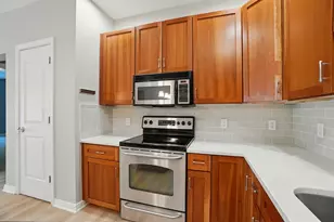 250 Daniel Burnham Square, Columbus, OH 43215 - Photo 9