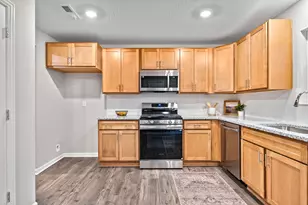 55 Genoa Cir, Commercial Point, OH 43116 - Photo 3