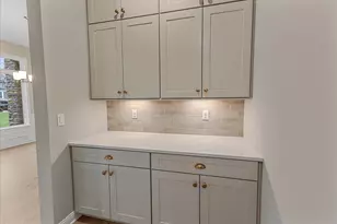 2504 Bent Grass Dr, Beavercreek, OH 45431 - Photo 7