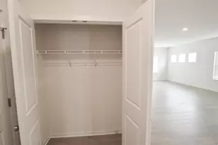 477 Helena Dr, Plain City, OH 43064 - Photo 5