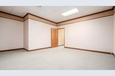 927 Wheeling Avenue, Cambridge, OH 43725 - Photo 39