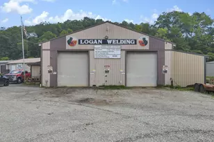 37062 Hocking Dr, Logan, OH 43138 - Photo 1