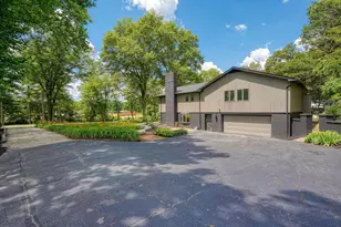 1300 Dannie Dr, Logan, OH 43138 - Photo 3