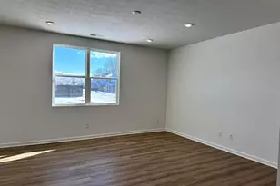 296 Rye St, Galloway, OH 43119 - Photo 9