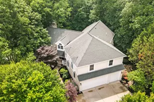 1451 Brittingham Ln, Powell, OH 43065 - Photo 1