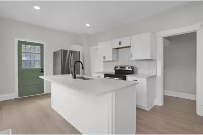 33 N Hartford Avenue, Columbus, OH 43222 - Photo 1