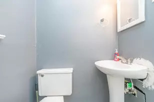 2158 Indiana Ave, Columbus, OH 43201 - Photo 15