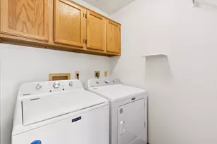 7700 Eagle Creek Dr, Pickerington, OH 43147 - Photo 19