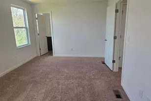 5946 Abernathy Ln, Columbus, OH 43232 - Photo 29