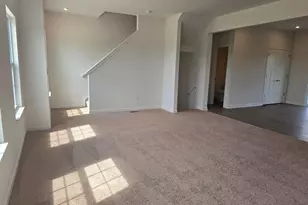 5946 Abernathy Ln, Columbus, OH 43232 - Photo 17