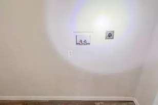 1048 S James Rd, Columbus, OH 43227 - Photo 19