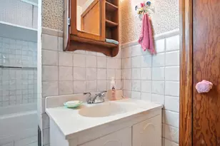 292 N Main St, London, OH 43140 - Photo 27