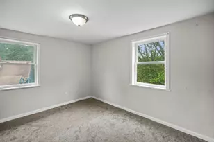 1940 8th St SW, Akron, OH 44314 - Photo 17