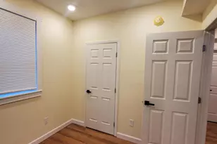 345 Dakota Ave, Columbus, OH 43223 - Photo 11