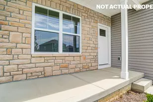 560 Eastman Ave, Lithopolis, OH 43136 - Photo 3