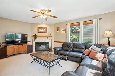 1435 E Choctaw Drive, London, OH 43140 - Photo 11