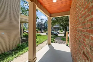 994 Harrison Ave, Columbus, OH 43201 - Photo 3