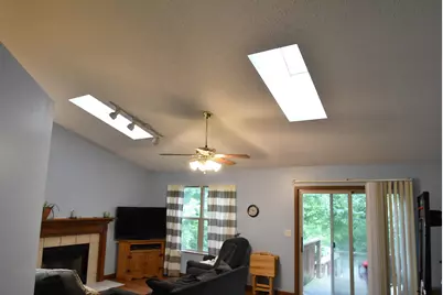 3887 Highland Bluff Drive, Groveport, OH 43125 - Photo 9