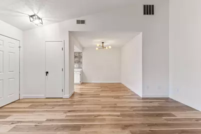 5556 Parkshire Drive, Columbus, OH 43229 - Photo 13