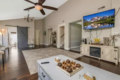 26110 Big Pine Road, Rockbridge, OH 43149 - Photo 9