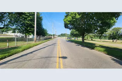 1305 Pershing Road, Zanesville, OH 43701 - Photo 7