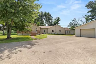 11791 McManis Rd, Mount Vernon, OH 43050 - Photo 7