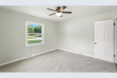 899 Meadowview Drive, Columbus, OH 43224 - Photo 41