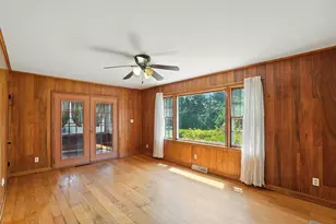 899 Meadowview Dr, Columbus, OH 43224 - Photo 13