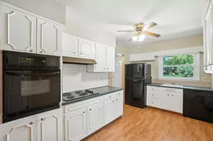 899 Meadowview Dr, Columbus, OH 43224 - Photo 19