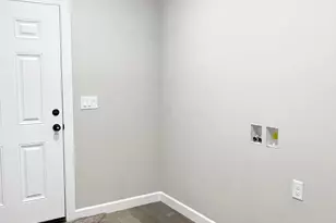 32366 Lilac Ln, Logan, OH 43138 - Photo 13