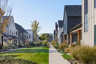 2832 Kobuk Dr, Columbus, OH 43228 - Photo 5