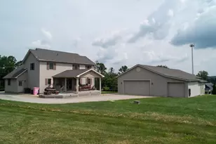 26067 Buena Vista Rd, Rockbridge, OH 43149 - Photo 9