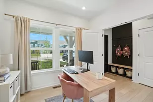 1028 Beehive Grv, Grove City, OH 43123 - Photo 5