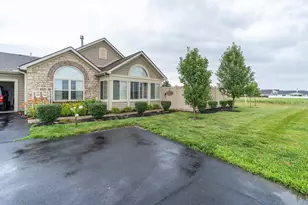 1253 Paddock Loop, Washington Court House, OH 43160 - Photo 3