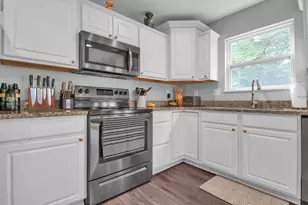 215 Mannaseh Dr W, Granville, OH 43023 - Photo 17