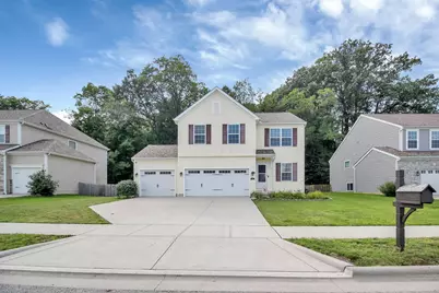 215 Mannaseh Drive W, Granville, OH 43023 - Photo 1