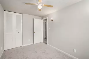 2621 Ipswick Cir, Columbus, OH 43224 - Photo 19