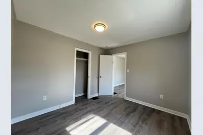 2352 Hiawatha Park Drive, Columbus, OH 43211 - Photo 3