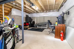 5 Burroughs Dr, Ashville, OH 43103 - Photo 35