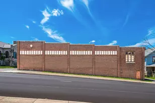 210 W 3rd St, Mansfield, OH 44903 - Photo 3