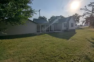 115 2nd St, Frankfort, OH 45628 - Photo 7