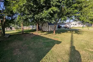 115 2nd St, Frankfort, OH 45628 - Photo 37