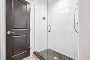 1233 Cromartie Ln, Columbus, OH 43201 - Photo 17