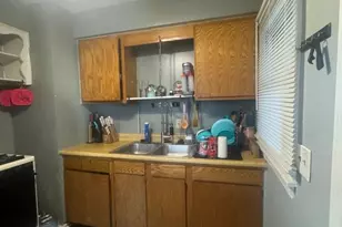 2654 Howey Rd, Columbus, OH 43211 - Photo 7